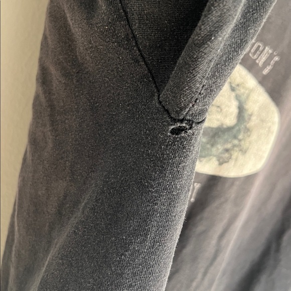 Tim Burtons Oyster Boy Vintage Tee on Dark Horse Cotton Shirt Large - Picture 10 of 11